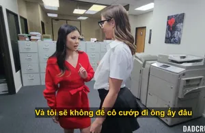 Cô sinh viên đại học bẩn thỉu say mê ngậm sâu dương vật và quan hệ thô bạo theo góc nhìn của tôi
